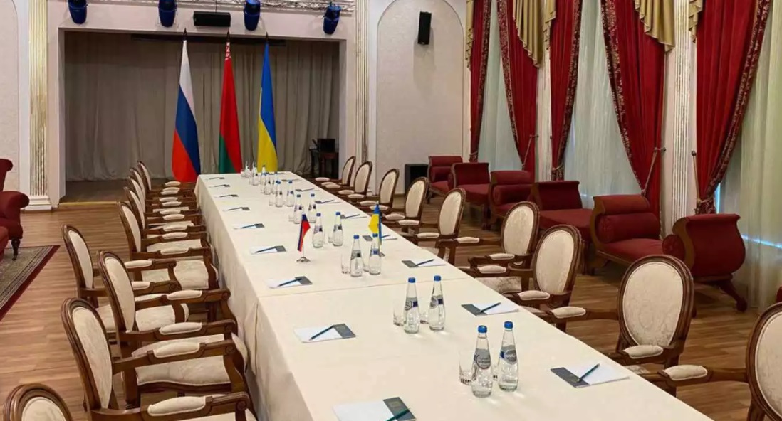 Ξεκίνησαν οι διαπραγματεύσεις Ουκρανίας-Μόσχας